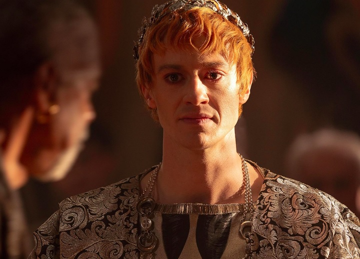 Geta e Caracalla (Joseph Quinn e Fred Hechinger): Os novos imperadores de Roma terão duas missões neste filme: comandar o poder político de Roma e substituir o icônico Commodus, vivido por Joaquim Phoenix.