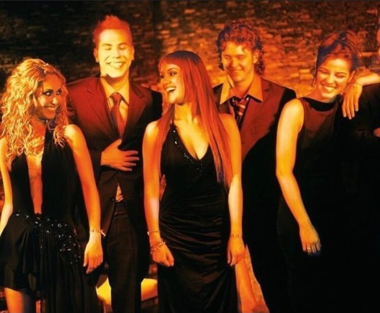 Para a nova turnê, apenas Alfonso não retornou. Ele também é ator e optou por se dedicar à carreira longe dos palcos.