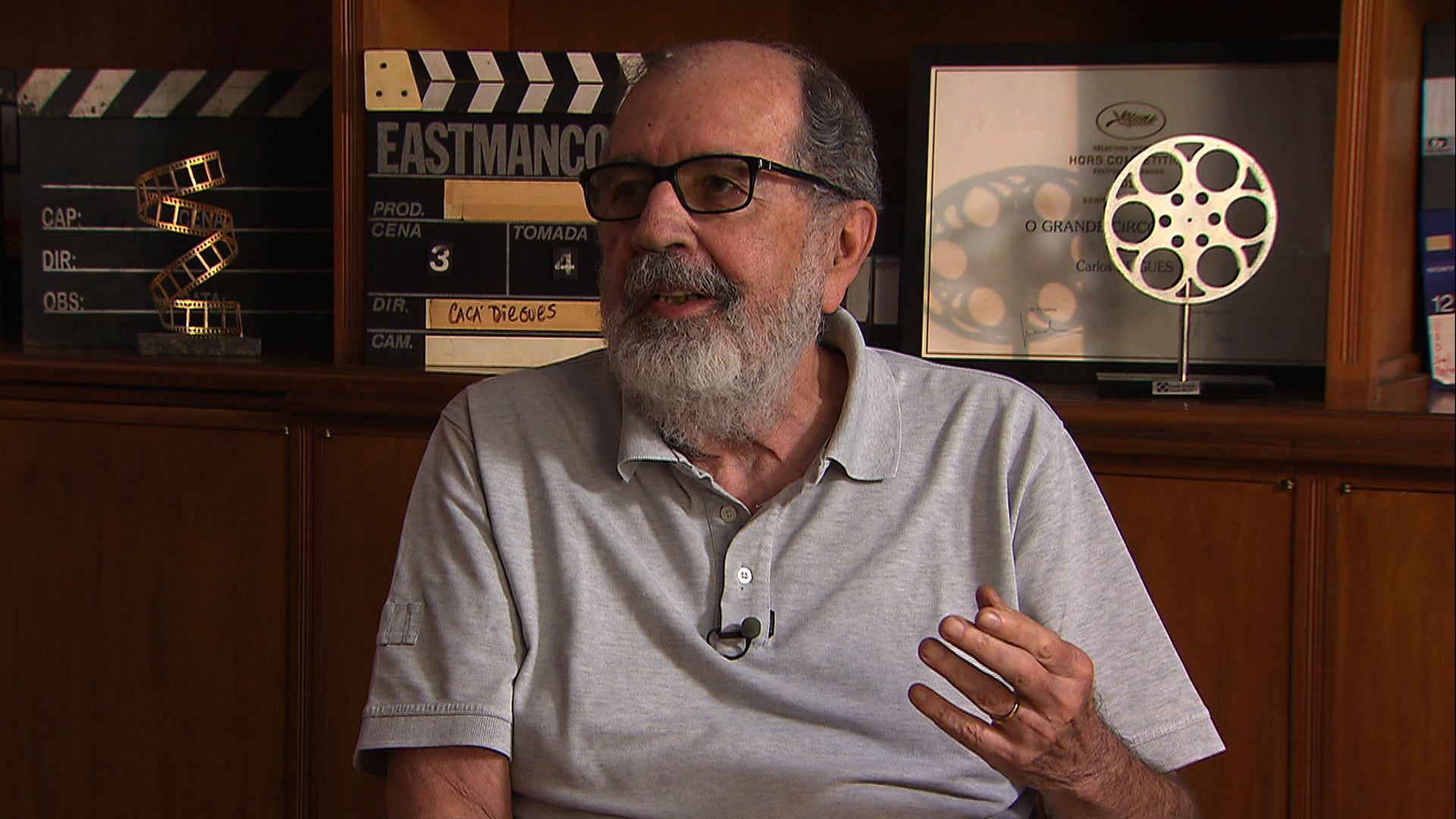 Cacá Diegues - Membro da Academia Brasileira de Letras desde 2018, foi um dos fundadores do movimento Cinema Novo, nos anos 1960. Dirigiu filmes como “Xica da Silva”, “Bye Bye Brasil”, Orfeu e “O Grande Circo Místico”. 
