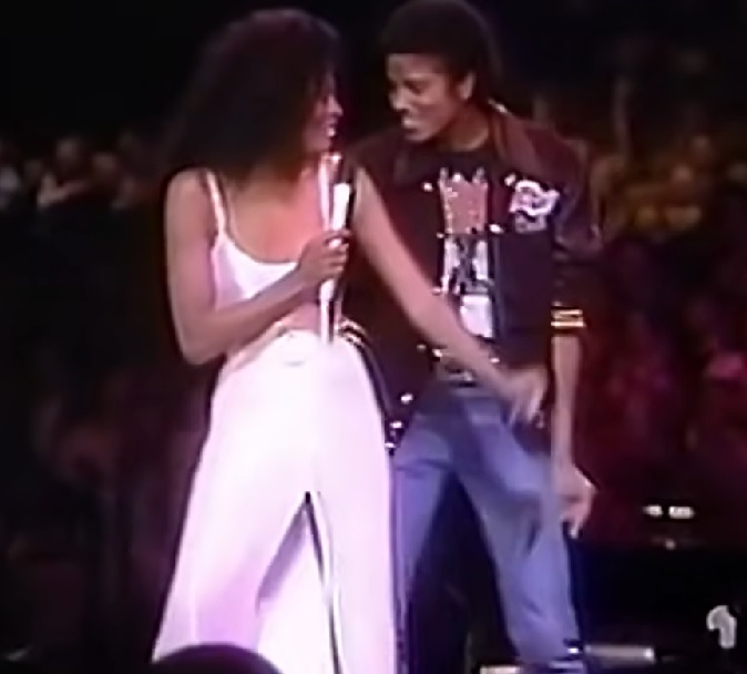 Diana era como uma madrinha para Michael Jackson. Ela o conheceu quando ele ainda era  menino e se apresentava com seus irmãos. 