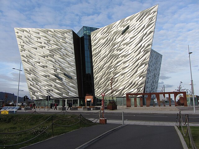 O HMHS Britannic foi construído no mesmo estaleiro do Titanic, em Belfast, a capital da Irlanda do Norte.