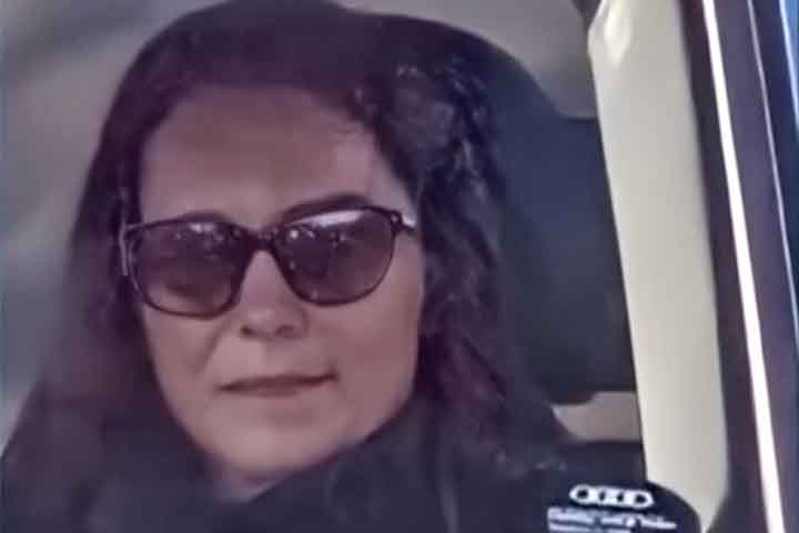 A mensagem foi assinada apenas com a letra C, o que indica ter sido escrita pela princesa, cujo nome de registro é Catherine. Já a última aparição pública de Kate tinha acontecido na missa de Natal da Família Real britânica em Sandringham, no leste da Inglaterra. 