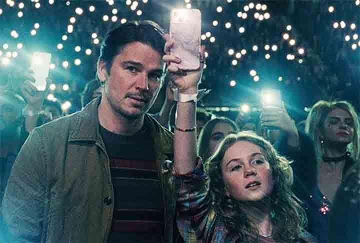 Na trama, um homem (Hartnett) leva a filha a um show de um cantora pop e percebe que algo estranho está acontecendo no local. O enredo envolve investigação sobre um serial killer que age na região. 