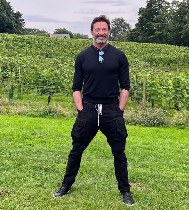 Jackman já atuou em diversas peças, inclusive musicais, como The Boy from Oz, pela qual ganhou um Tony Award em 2004.