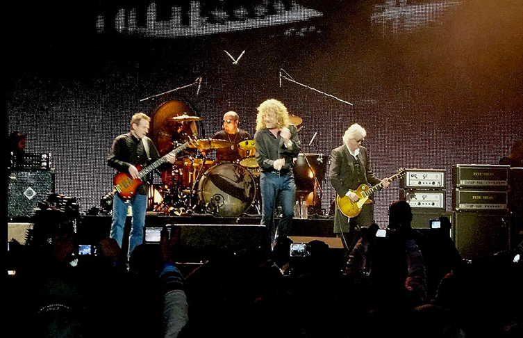 Led Zeppelin também foi acusado de plagiar Taurus, da banda Spirit, no rock Stairway to Heaven, no disco Led Zeppelin IV (1971). 