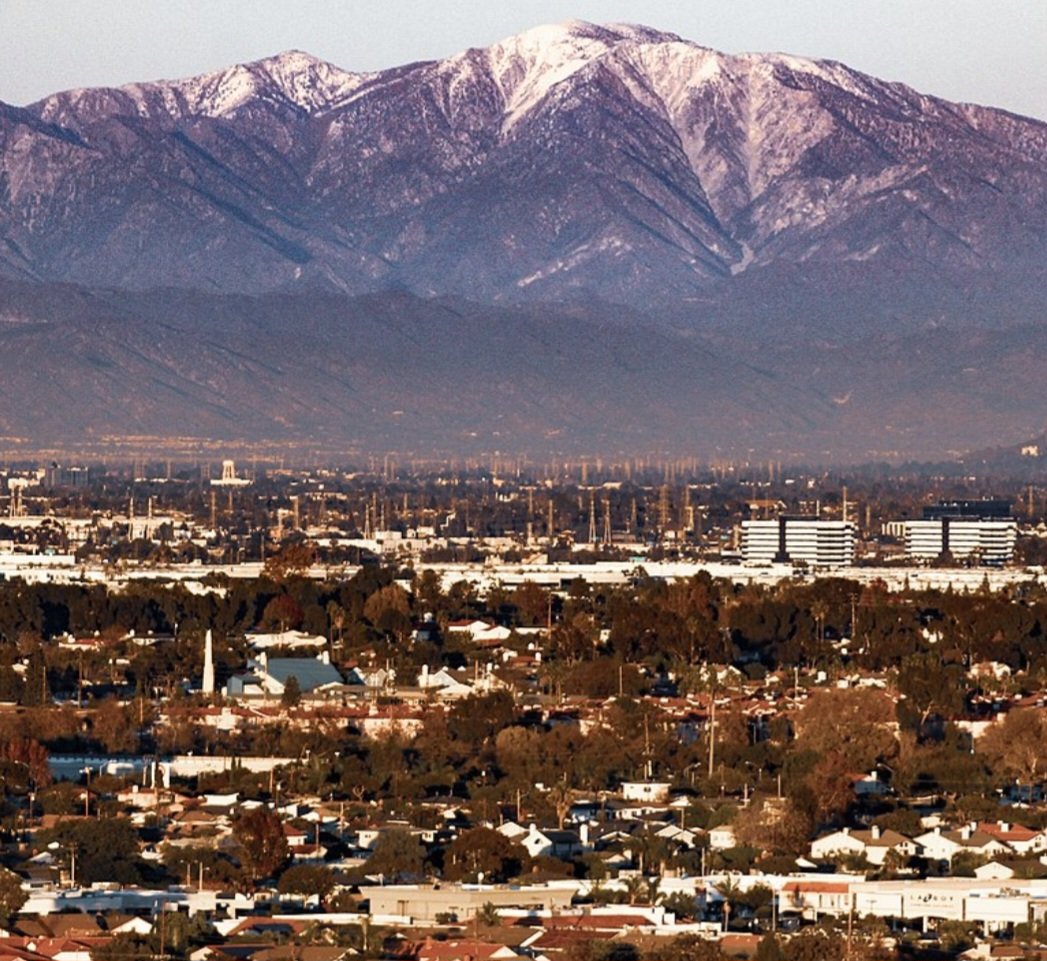 Julian Sands desapareceu em enquanto fazia uma caminhada na montanha. O corpo foi encontrado em 24/6/2023 por alpinistas e depois identificado pelos legistas.