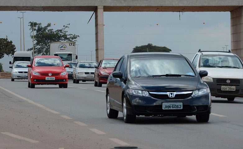A forma de pagamento também é definida por cada estado, podendo ser em cota única ou parcelado (com quantidades variáveis).