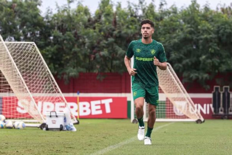 Volante é um dos reforços na janela para o segundo semestre; Tricolor encara o Cuiabá no domingo, pela 18ª rodada do Brasileirão