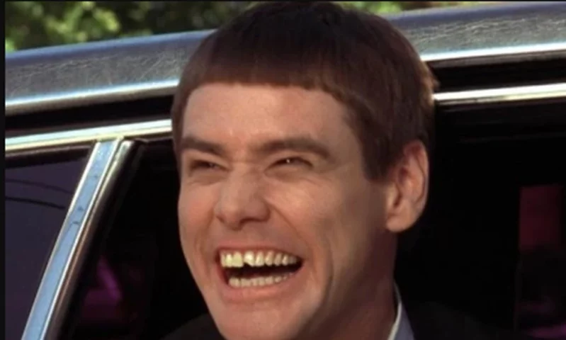 O status de astro de cinema, em Hollywood, começou em 1994, com três filmes de comédia que alcançaram muito sucesso.