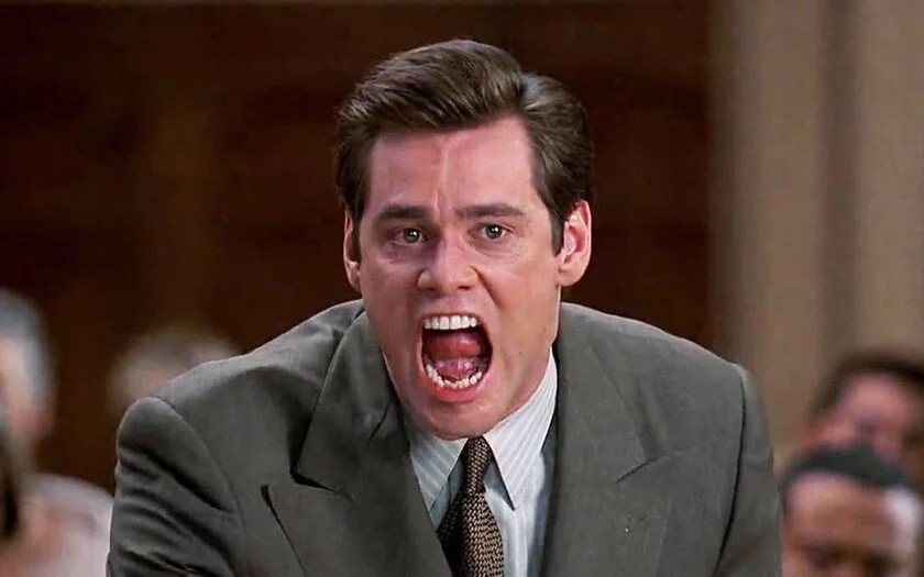 Nos anos de 1996 e 1997, Jim Carrey fez mais duas comédias de sucesso: O Pentelho, como Ernie Chip Douglas, e O Mentiroso, como Fletcher Reede, que fica impossibilitado de mentir e passa por perrengues. 