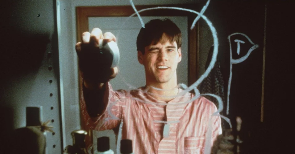 Foi com O Show de Truman que Jim Carrey ganhou o primeiro Globo de Ouro. Foi premiado como Melhor Ator - Drama de 1999. 