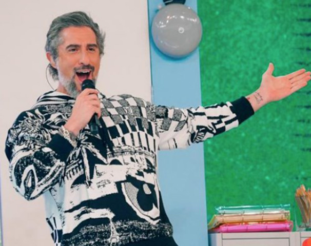 Em março de 2022, o programa foi reformulado e recebeu o título de Caldeirão com Mion. Recentemente, o apresentador anunciou a renovação do seu vínculo com a casa por mais três anos. No Multishow, canal pertencente ao Grupo Globo, o profissional apresenta as transmissões do Rock in Rio e Lollapalooza.