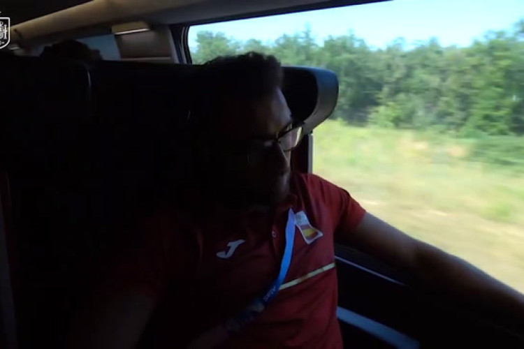 Seleção da Espanha chega a Paris para Olimpíadas