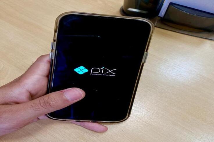 Um dia após receber o PIX, Lealdo encontrou o dono da quantia, depois do gerente do banco de origem localizar e entrar em contato com o proprietário da conta.