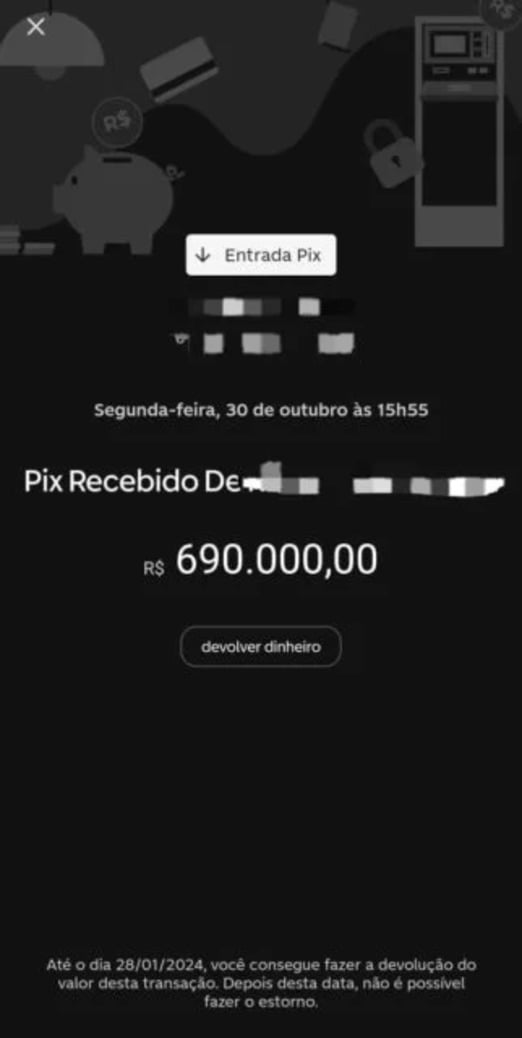 Mesmo ouvindo conselhos de outras pessoas para ficar com a bolada, ele não fez isso.  “Só que minha cabeça e meu coração falaram que tinha que fazer a coisa certa. Eu não pensei duas vezes em devolver, afirmou ao G1.