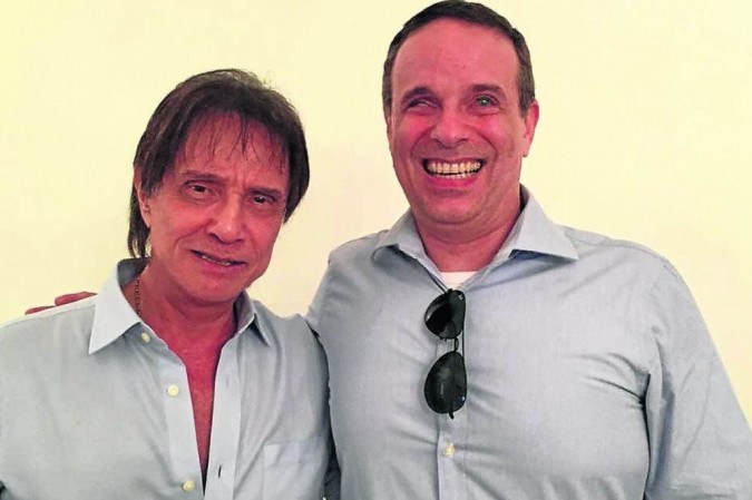 O cantor foi casado três vezes e teve quatro filhos (dois já morreram). O mais conhecido era Dudu Braga, o Roberto Carlos Segundo. Ele era cego e faleceu por conta de um câncer, em 2021. Tinha 52 anos. 