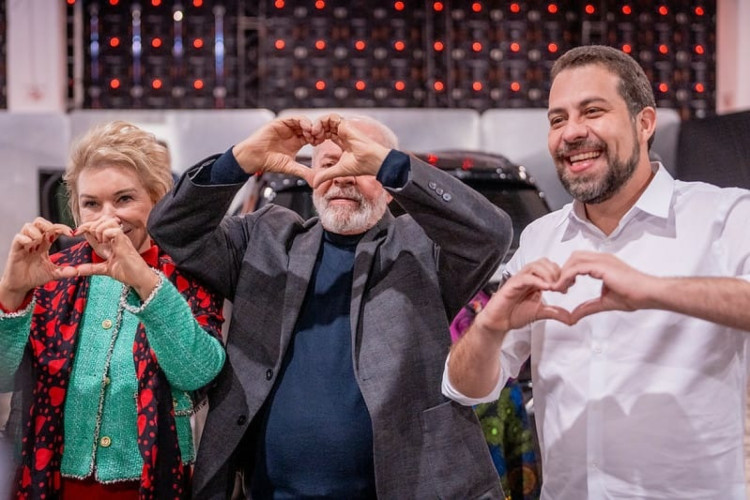 Marta Suplicy, presidente Lula e Guilherme Boulos