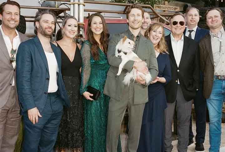 Em 2023 foi nominado para melhor ator pelo People's Choice Awards pelo filme Todos Menos Você, mas não venceu.