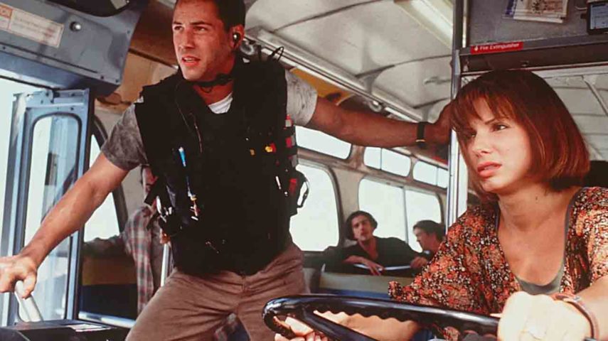 A atriz ficou famosa por grandes papéis em filmes dos anos 90. Seu primeiro sucesso veio em 1994, com Velocidade Máxima. Na obra, Sandra interpreta Annie Potter, passageira que assume a direção de um ônibus durante um ataque terrorista.