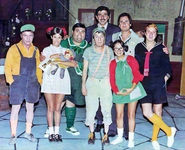 Em 1979, Carlos Villagrán deixou o seriado Chaves. São diversas versões para o motivo da saída de Quico (à direita), entre eles, carreira solo, inveja, ego, traição e indisciplina. 