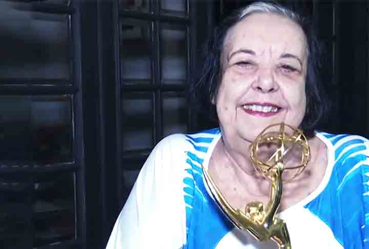 Em 2008, venceu um prêmio Emmy na categoria figurino pelo trabalho na abertura dos Jogos Pan-Americanos de 2007, no Rio de Janeiro. Nesse sentido, os figurinos, como de costume, chamaram a atenção do mundo e mostraram todo o talento da artista, que transcendia os limites da folia. Enfim, uma verdadeira professora.