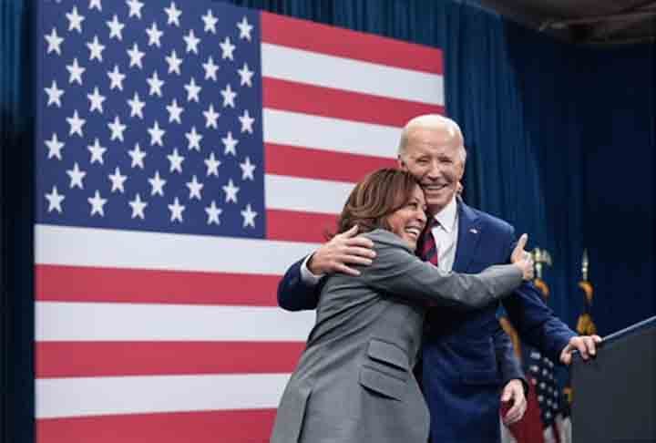 Após anunciar sua saída da disputa, Biden endossou o nome da vice na corrida eleitoral de 5 de novembro. 
