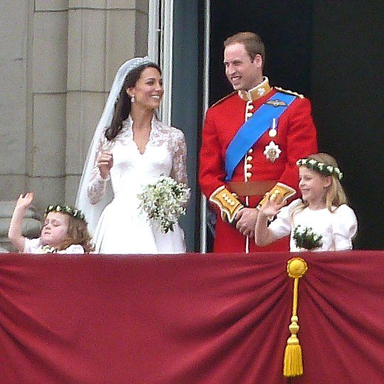 Em 9º lugar, aparece o casamento do Príncipe William com Kate Middleton, com 300 milhões de espectadores, em 29 de abril de 2011. 