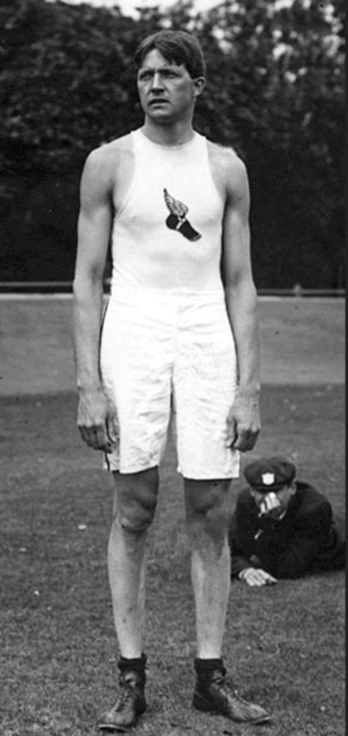 10º lugar: Ray Ewry - Atleta norte-americano que conquistou oito medalhas de ouro olímpicas no salto em altura e em distância no começo do século XX, entre os Jogos de Paris 1900 e Londres 1908.