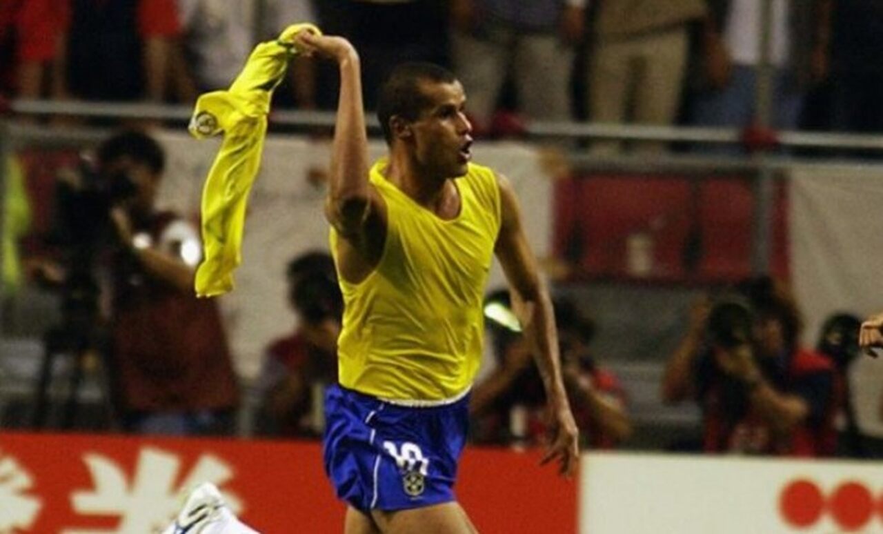 Rivaldo - Um dos astros da campanha do pentacampeonato mundial em 2002, no Japão e na Coreia do Sul, também participou dos Jogos de 1996.