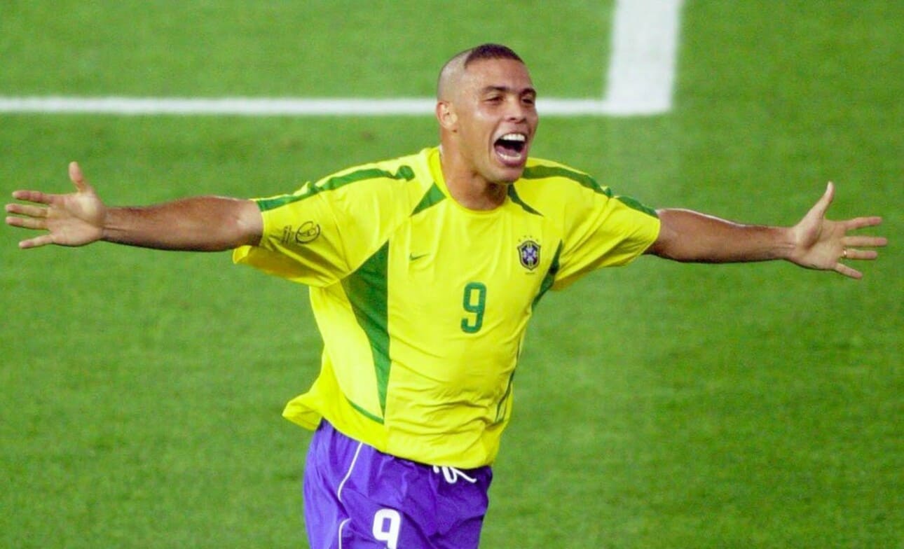 Ronaldo - O Fenômeno, um dos maiores atacantes da história do futebol brasileiro, foi um dos grandes nomes dos Jogos Olímpicos seis anos antes de comandar a Seleção no pentacampeonato
