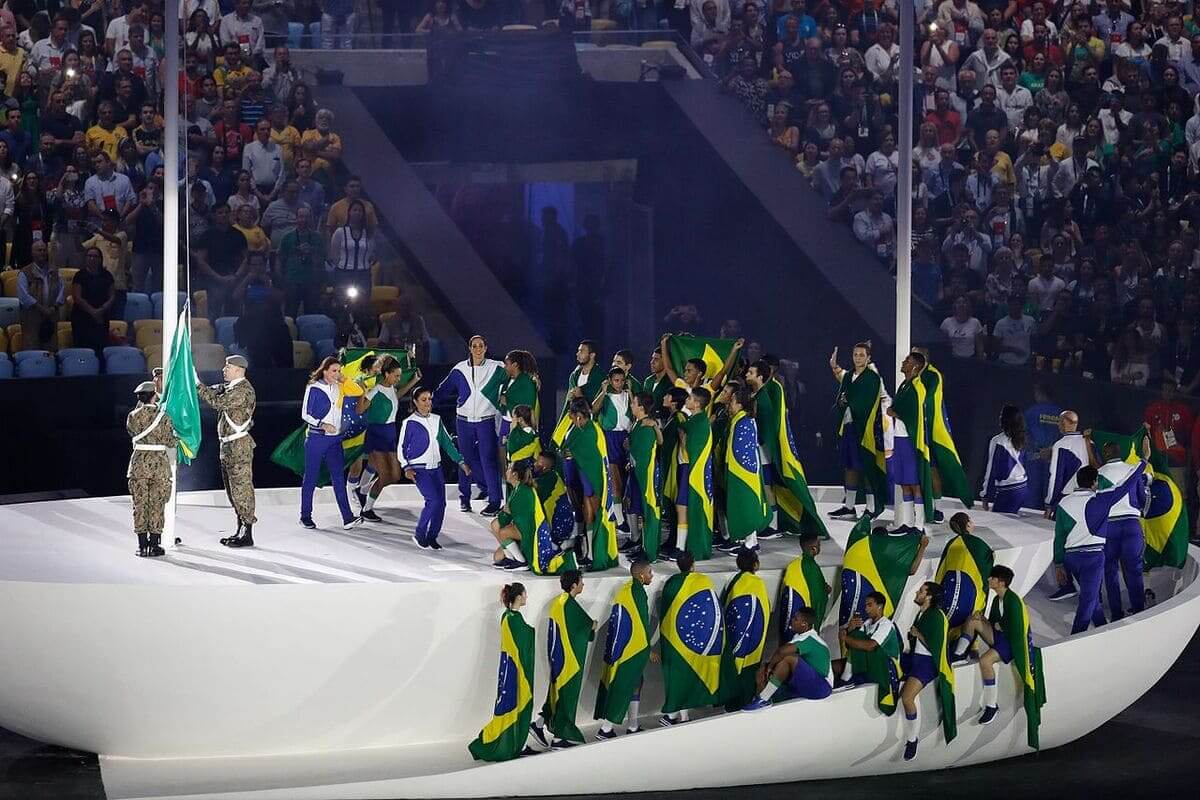 A América do Sul foi sede dos Jogos Olímpicos somente uma vez em quase 130 anos de Jogos Olímpicos. O privilégio foi do Brasil, com o Rio de Janeiro em 2016. 