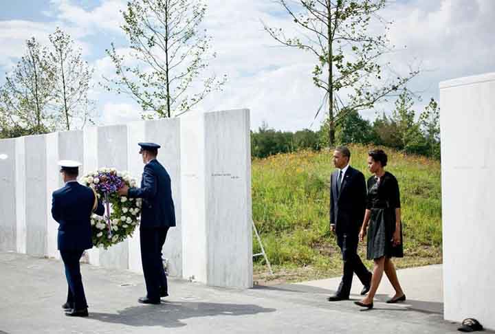 Em seu discurso de posse, em 2013, ele pediu plena igualdade para os gays norte-americanos. Foi a primeira vez que um presidente mencionou os direitos dos homossexuais ou a palavra “gay” em um discurso de posse.