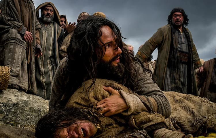 Na sequência, ele ainda teve a sua escalação em filmes como: Golpe Duplo (2015), Em Busca da Justiça (2015) e Ben-Hur (2016). 