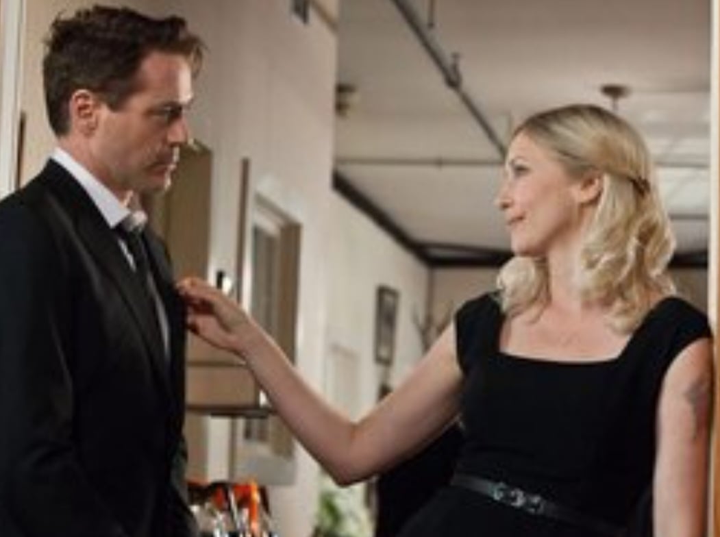 No ano seguinte, começou a atuar profissionalmente no teatro e conseguiu uma participação em seu primeiro filme: Rose Hill, lançado em 1997.