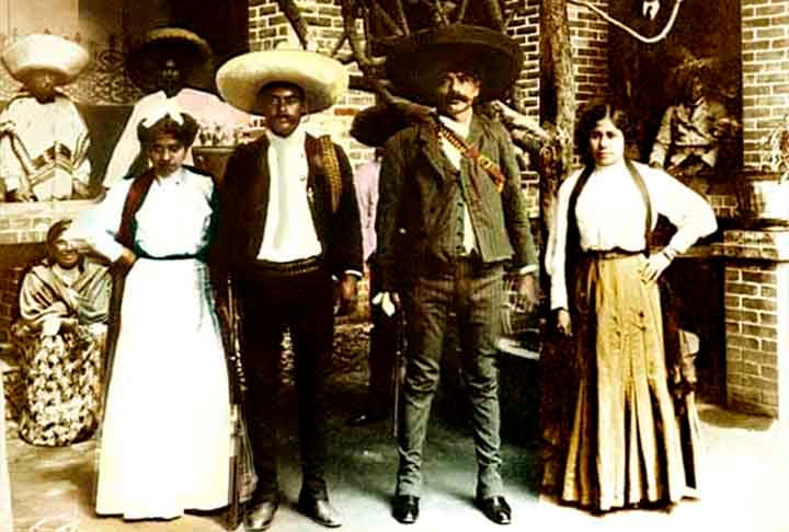 Segundo mais jovem dos dez filhos do casal de camponeses Gabriel Zapata e Cleofas Jertrudiz Salazar, passou a infância em um vilarejo rural na região de Morelos, no sul do México. 
