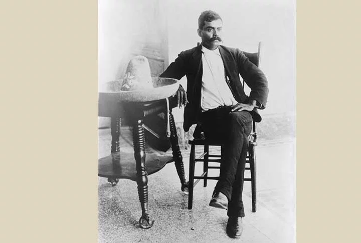 Com somente curso primário, Zapata ficou órfão ainda na adolescência e precisou assumir parte das responsabilidades dos cuidados com os irmãos, embora fosse um dos mais novos. 
