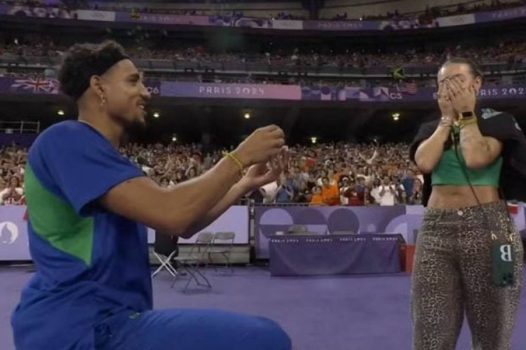 Almir Junior viveu um momento especial em Paris depois de acabar na 11ª posição no salto triplo; Brasil voltou a final após 16 anos