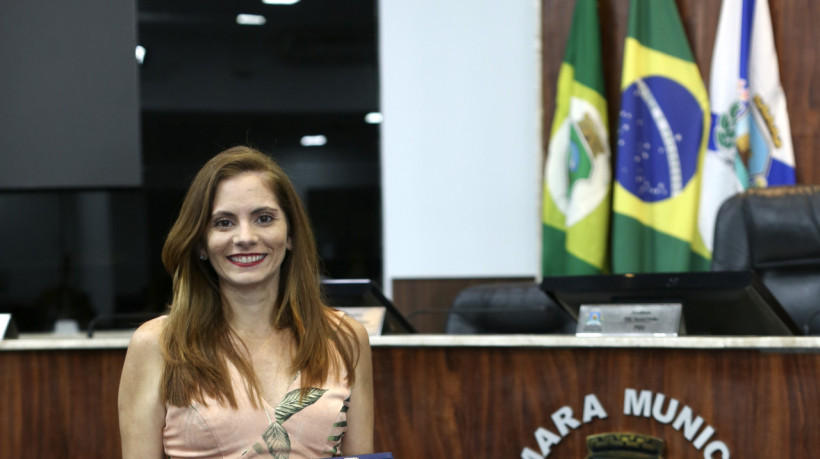 Joelma Leal é homenageada pelo Corecon-CE (Foto: João Filho Tavares)