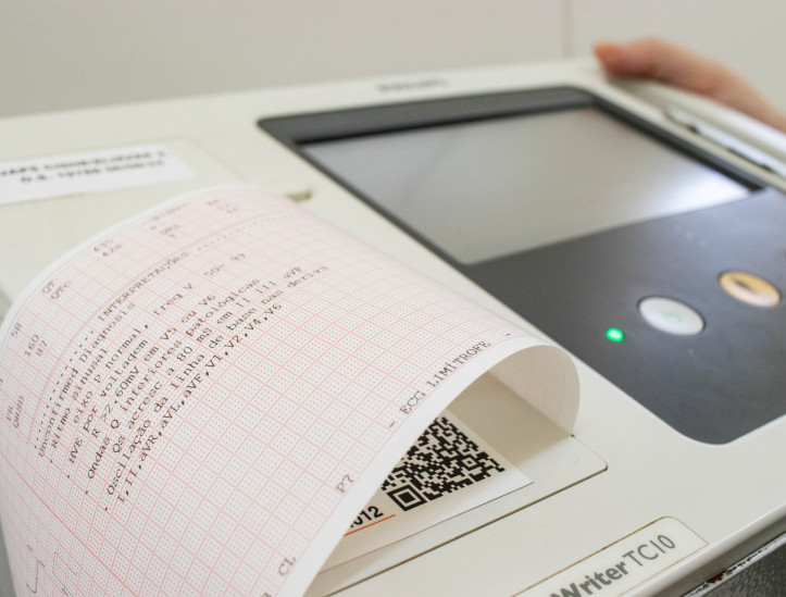 FORTALEZA, CEARÁ, BRASIL, 10-08-2024: Prefeitura realiza mutirão de saúde para detectar doenças cardiovasculare no Posto de saúde Pio XII.  (Foto: Samuel Setubal/ O Povo)