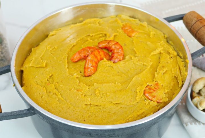 Outros pratos brasileiros também marcaram presença no ranking das 100 melhores: o vatapá (foto) alcançou a 16ª posição com uma nota de 4,61, o escondidinho ficou em 58º lugar com uma nota de 4,52, e o tutu de feijão ocupou a 93ª posição com uma nota de 4,49.