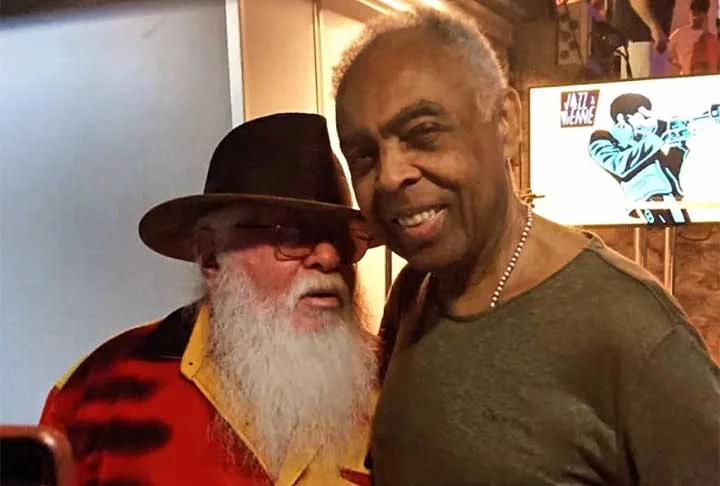 Ao longo de sua carreira, Hermeto Pascoal trabalhou com uma ampla gama de músicos e artistas. Suas colaborações incluem trabalhos com nomes como Egberto Gismonti, Gilberto Gil, Caetano Veloso e Elis Regina. Cada uma dessas colaborações trouxe novas dimensões à sua música e ajudou a expandir sua influência.
