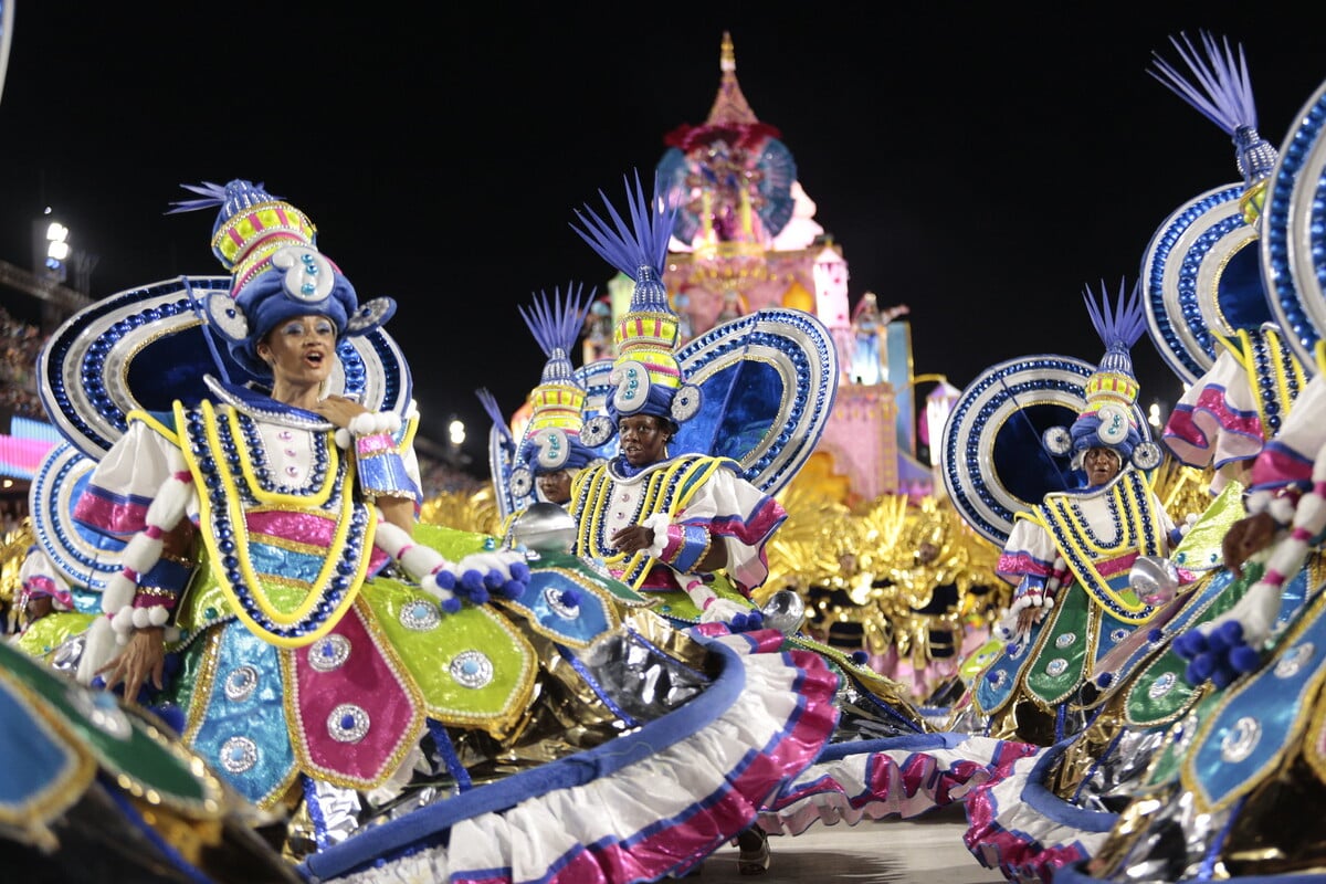 Depois dos anos 50, a escola voltou a ter uma experiência no Grupo Especial em 2001, com o enredo Um mouro no quilombo: Isto a história registra, do carnavalesco Paulo Menezes. Depois disso, subiu em 2016 e irá para o seu oitavo carnaval seguido na elite das escolas de samba do Rio de Janeiro.