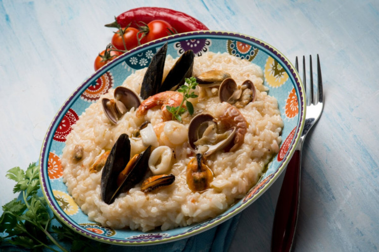 Risoto de frutos do mar (Imagem: marco mayer | Shutterstock) 