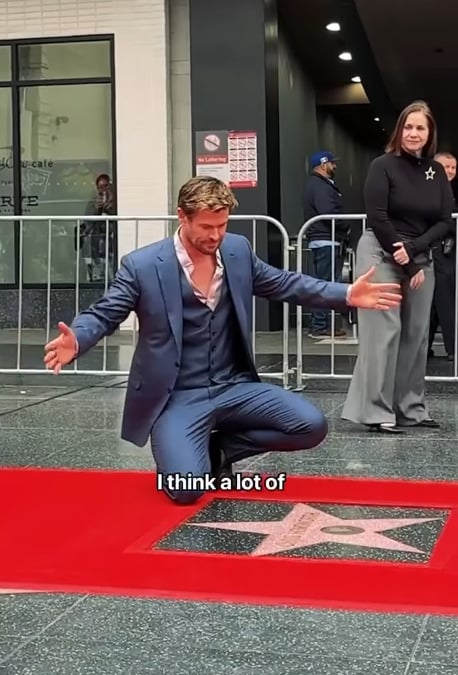 Recentemente, ganhou uma estrela na Calçada da Fama de Hollywood e a cerimônia teve a presença de sua família e de amigos. Ele agradeceu a todos pelo apoio em suas conquistas. 