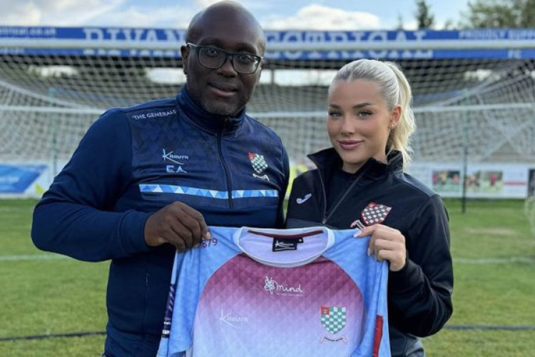 A britânica celebrou sua contratação através de um post nas redes sociais e mostrou-se entusiasmada com os próximos passos no esporte