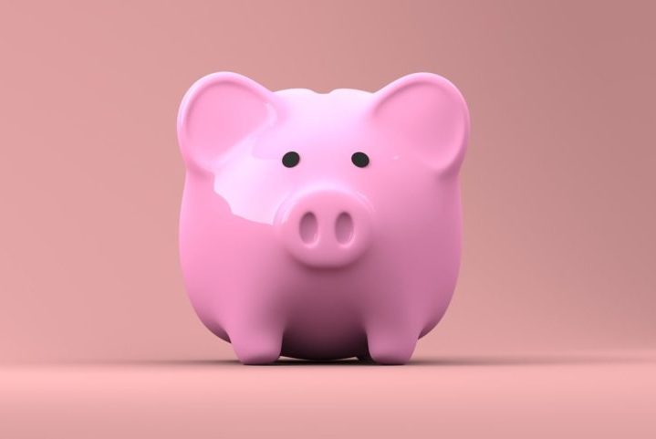 Para aqueles que desejam doar, é crucial verificar primeiro a autenticidade da campanha. Busque por informações de contato, como telefone, e, principalmente, a participação de alguma instituição.