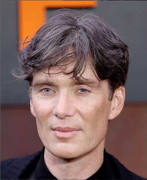 Cillian já havia tido contato com a arte quando ainda estava na escola, pois participou de um módulo de teatro que foi organizado por Pat Kiernan, um diretor da Corcadorca, na cidade de Cork. Depois, ele relatou que a experiência foi uma grande euforia e uma sensação de plena vida.