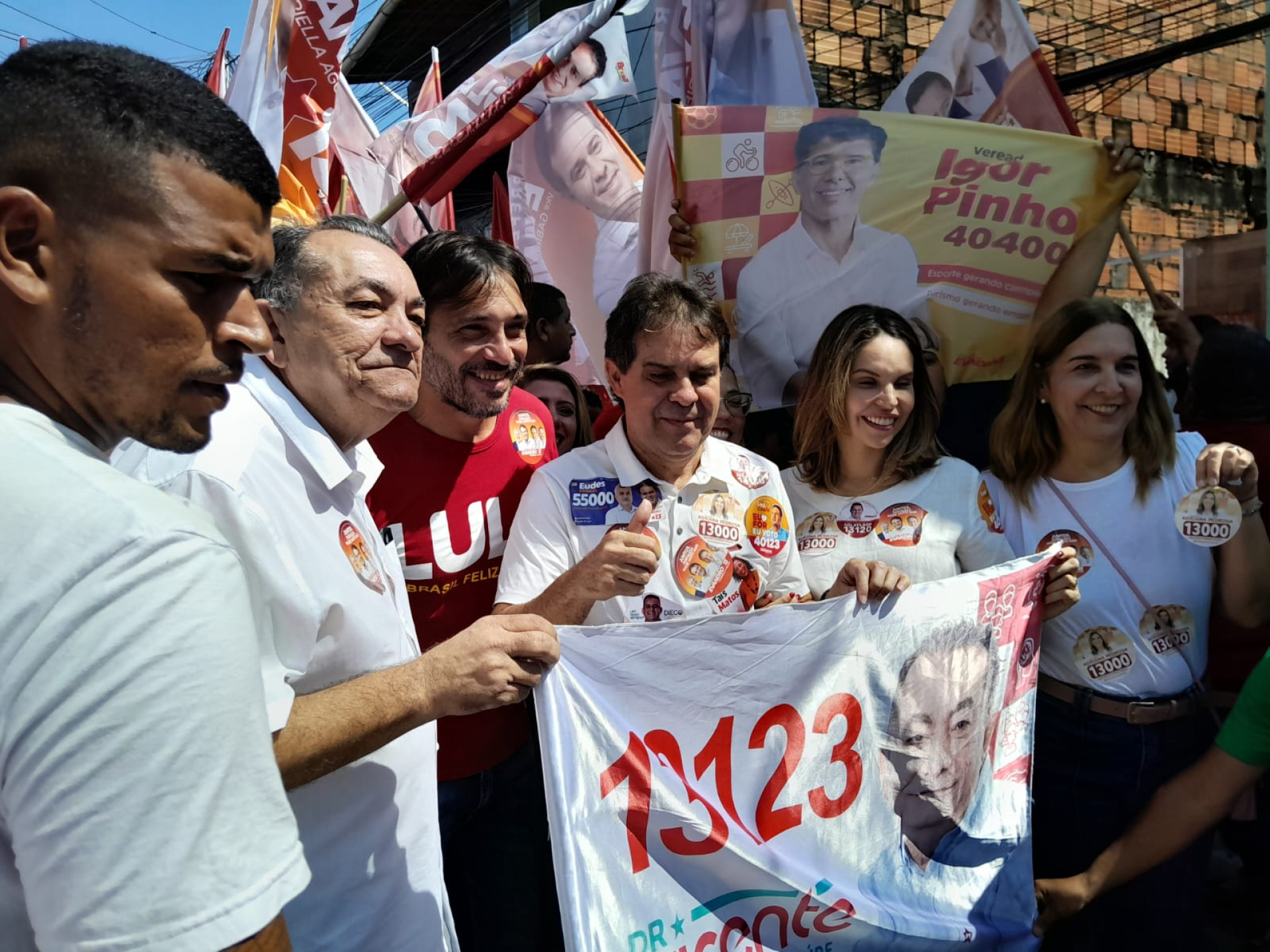 Ato do candidato petista Evandro Leitão, no bairro Pirambu