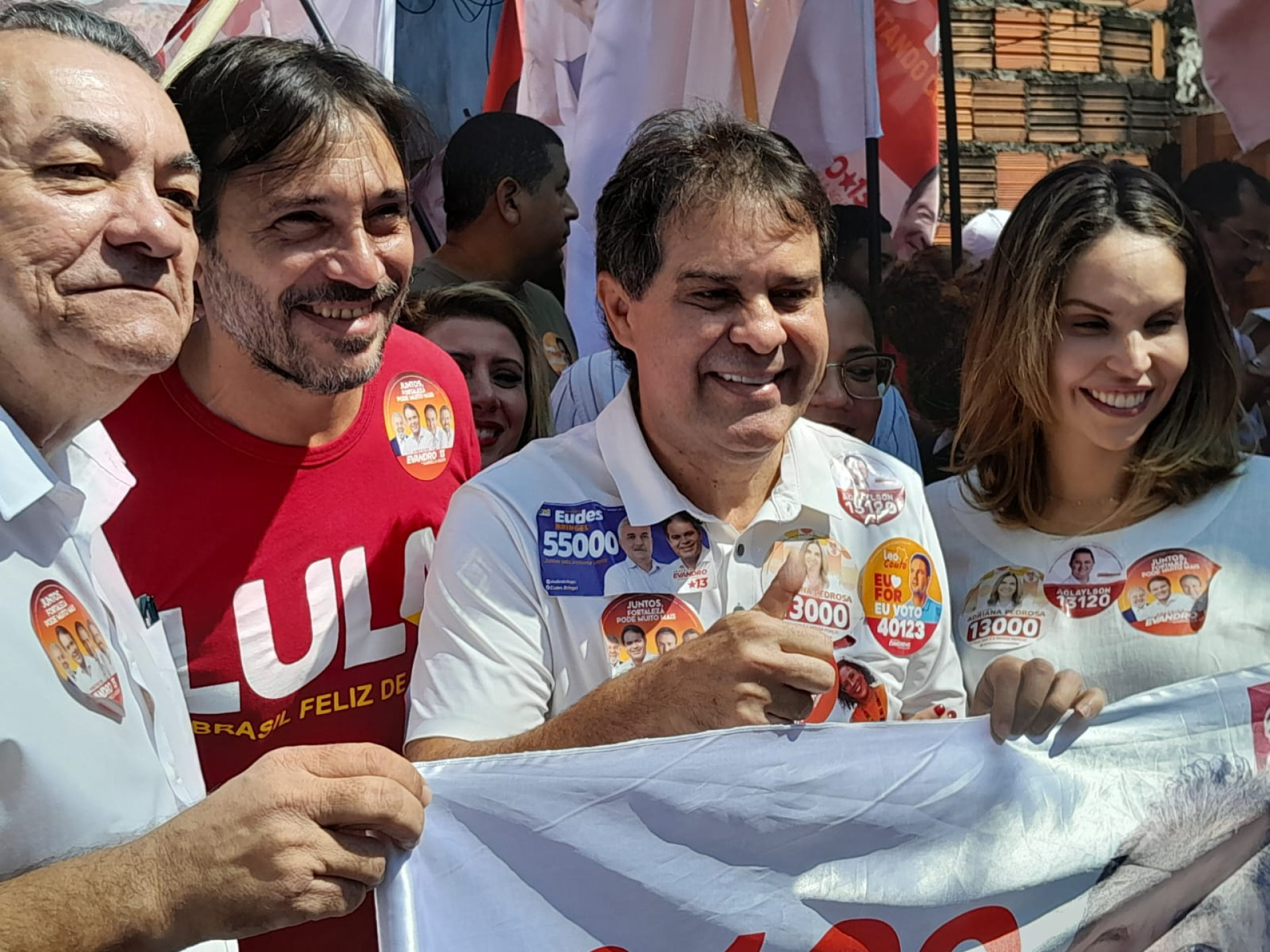Ato do candidato petista Evandro Leitão, no bairro Pirambu