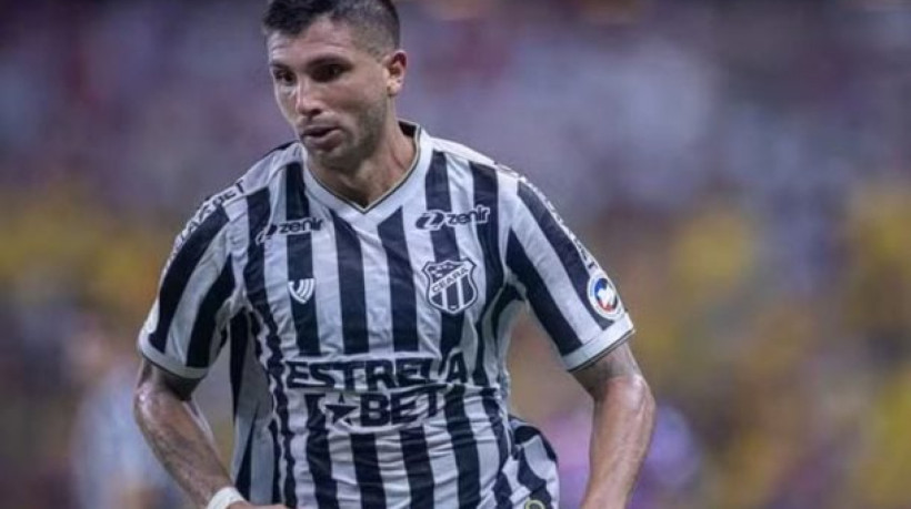 Argentino bateu com o carro num ônibus neste domingo (18/8) depois de sair do centro de treinamento do Vozão 